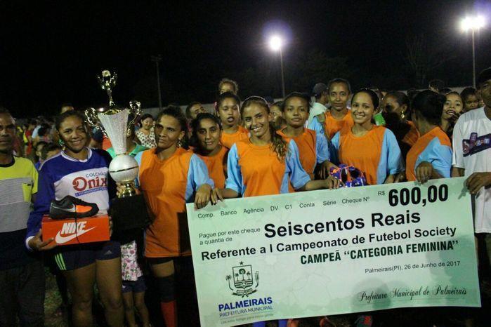 Realização de Campeonatos Esportivos  com premiação em dinheiro 