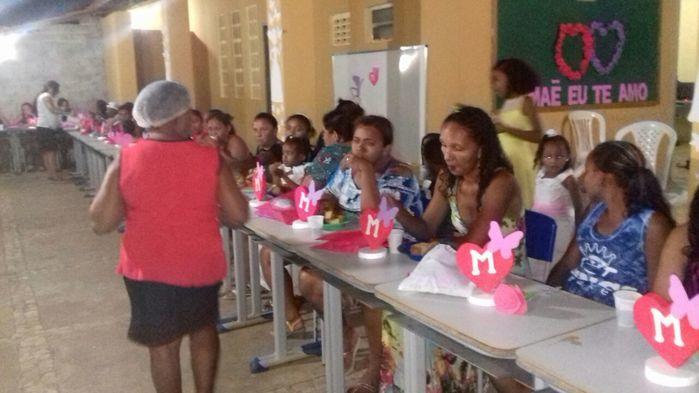 Alunos e professores promoveram belíssima festa para mães - Imagem 15