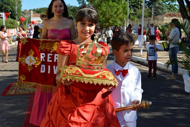 Vice-prefeita Lucia Lacerda partida da festa do Divino em Valença  - Imagem 5