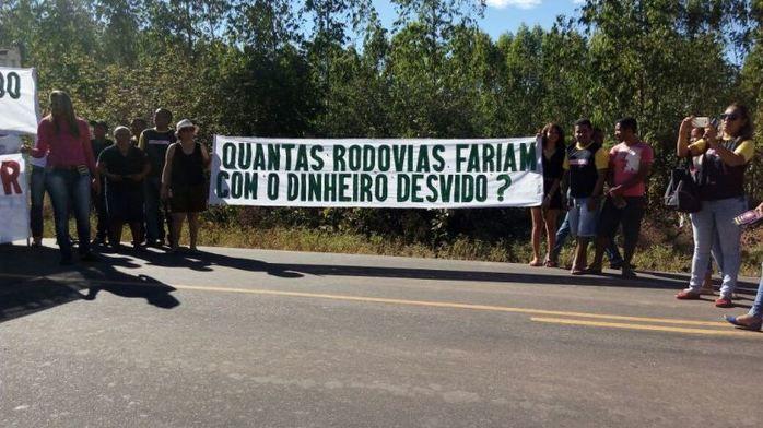 SOS BR 135: Rodovia é bloqueada em Redenção do Gurguéia  - Imagem 2