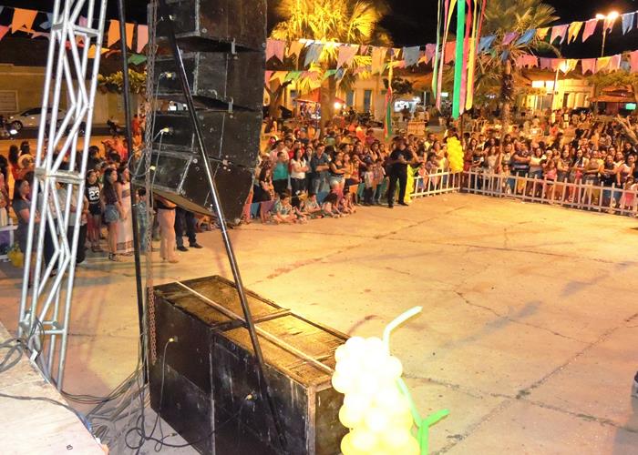 Sábado de folguedos com belas apresentações e sucesso de público - Imagem 52