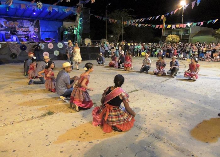 Sábado de folguedos com belas apresentações e sucesso de público - Imagem 58