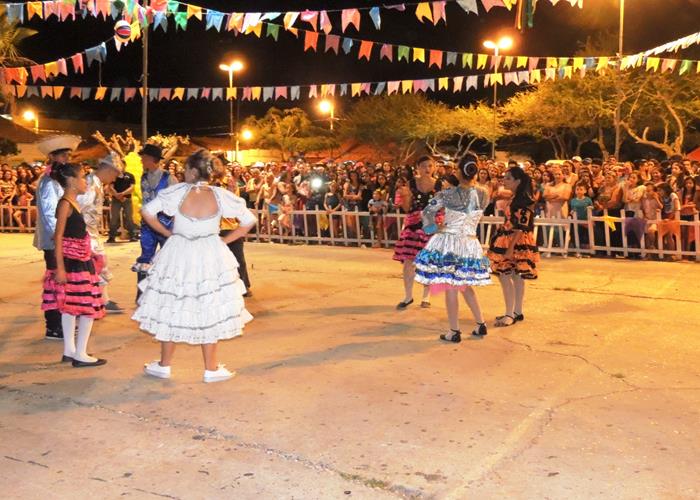 Sábado de folguedos com belas apresentações e sucesso de público - Imagem 104