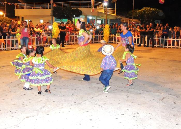 Sábado de folguedos com belas apresentações e sucesso de público - Imagem 2