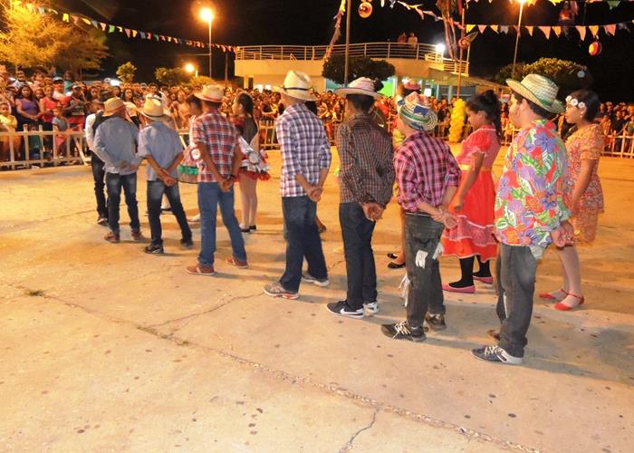 Sábado de folguedos com belas apresentações e sucesso de público - Imagem 34