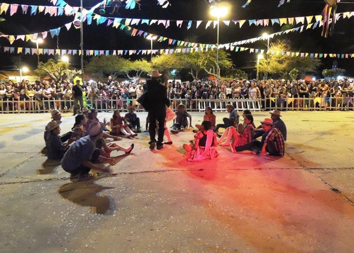 Sábado de folguedos com belas apresentações e sucesso de público - Imagem 73