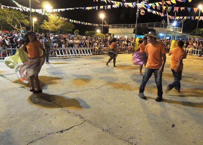Sábado de folguedos com belas apresentações e sucesso de público - Imagem 27