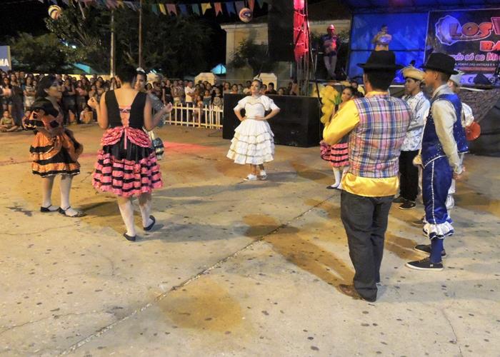 Sábado de folguedos com belas apresentações e sucesso de público - Imagem 101