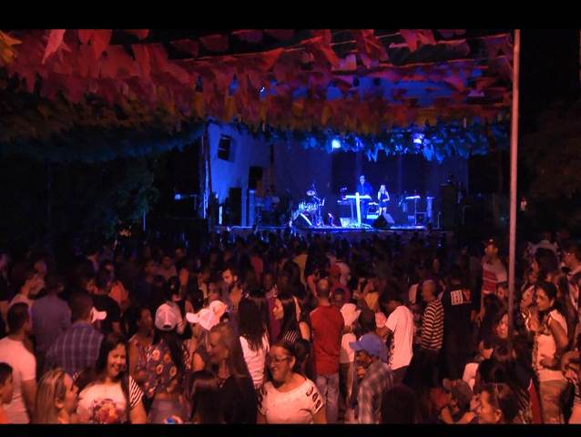 Público lota o encerramento do 31º São João do bairro Codó em DEL - Imagem 32