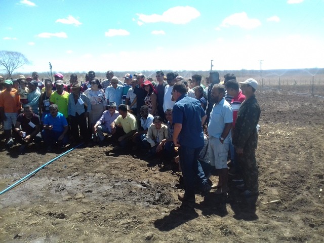 Colônia do Piauí recebe o Projeto “Sertão Irrigado” - Imagem 79