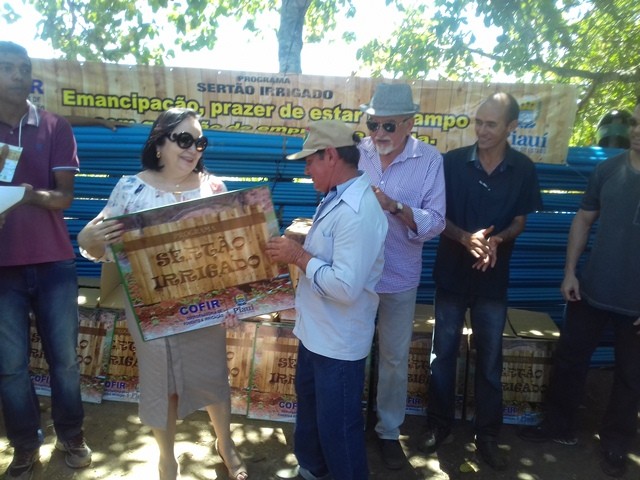 Colônia do Piauí recebe o Projeto “Sertão Irrigado” - Imagem 104