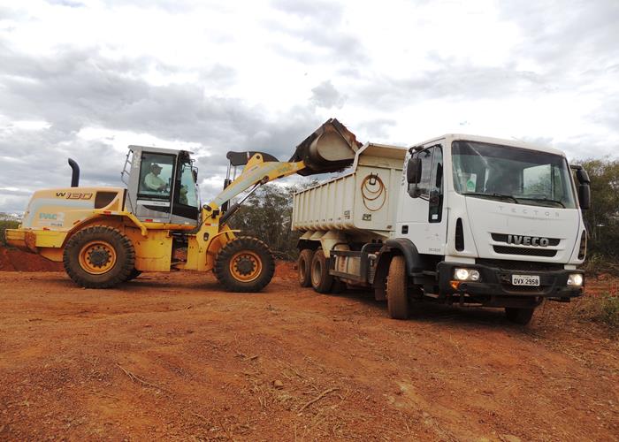 Município intensifica ações em estrada e esporte na zona rural - Imagem 24
