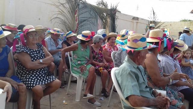 A Secretaria de Ação Social realizou o São João da Melhor Idade em  - Imagem 6