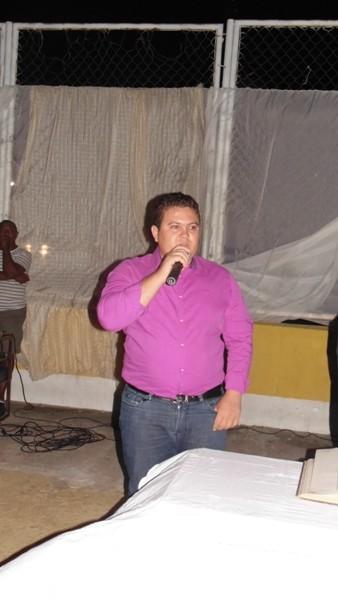 Casamento comunitário é realizado em Santo Inácio  - Imagem 39