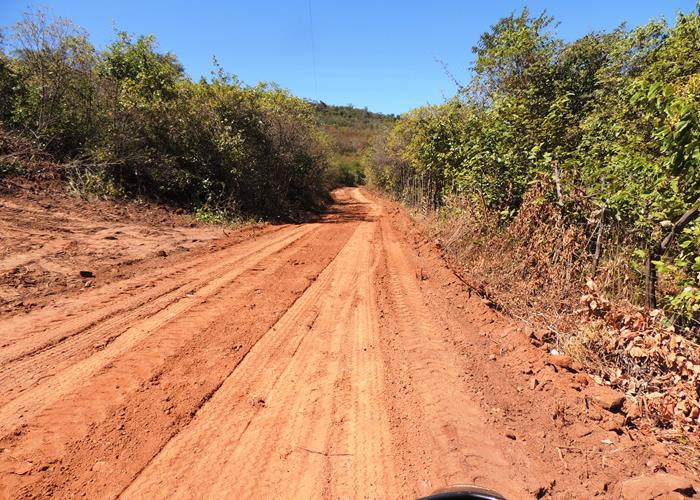 Município inicia recuperação de 10 km de estrada na zona rural - Imagem 14