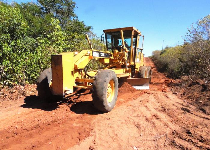 Município inicia recuperação de 10 km de estrada na zona rural - Imagem 5