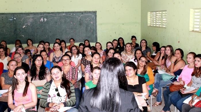  SEMED: Professores da Educação Infantil participam de encontro - Imagem 3