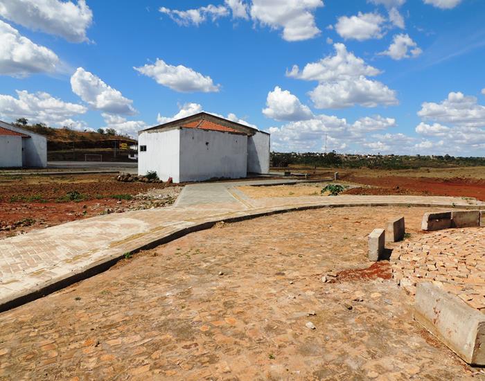 Obra da orla do açude Joana está sendo chamada de obra para para - Imagem 8