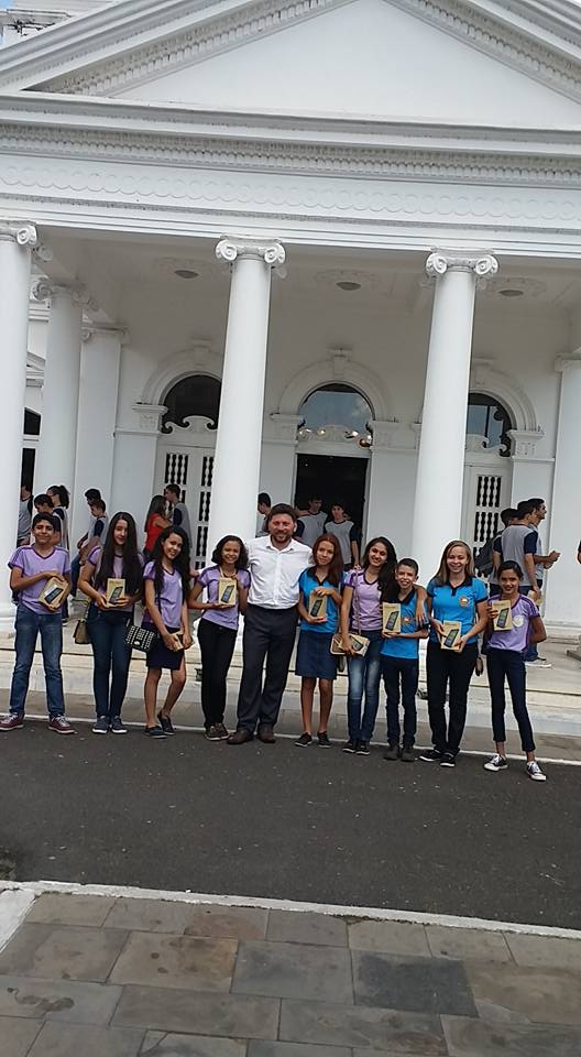Medalhistas da U.E. Paulo Ferraz receberam premiação do Estado. - Imagem 12