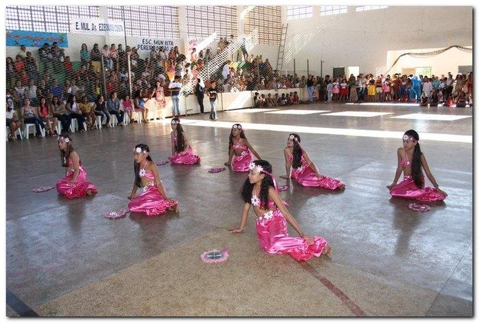 I Festival Folclórico das Escolas Municipais - Imagem 14