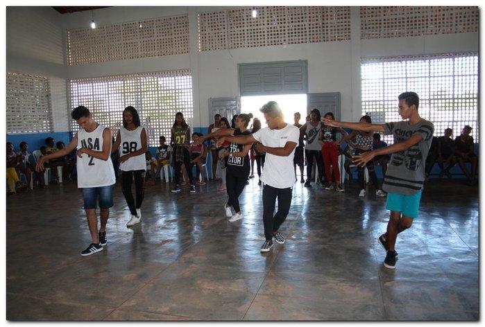 SEMTAC realiza oficinas ao Público do SCFV - Imagem 49