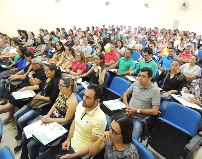 Município realiza I Seminário de Avaliação Escolar - Imagem 7