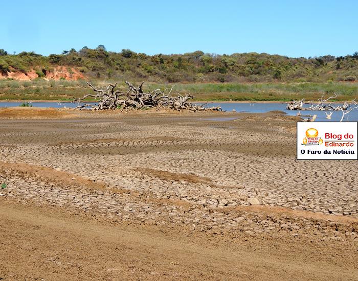 Fotos: Açude Joana agoniza e pede socorro - Imagem 16