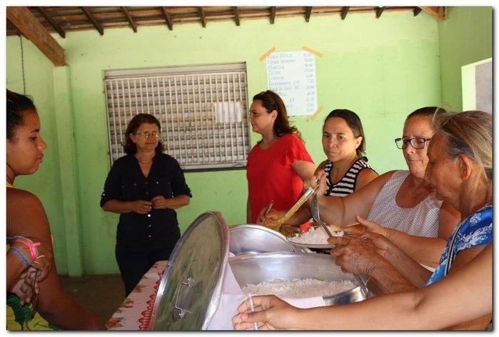 SEMTAC proporciona manhã de lazer para crianças e adolescentes  - Imagem 20