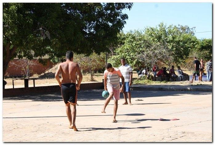 SEMTAC proporciona manhã de lazer para crianças e adolescentes  - Imagem 2