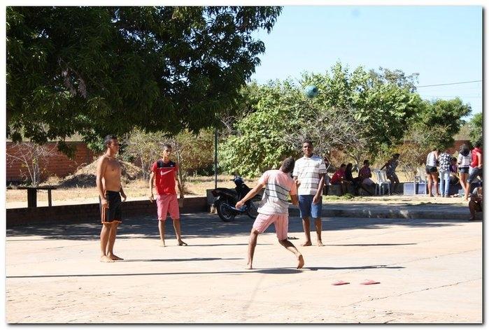 SEMTAC proporciona manhã de lazer para crianças e adolescentes  - Imagem 1