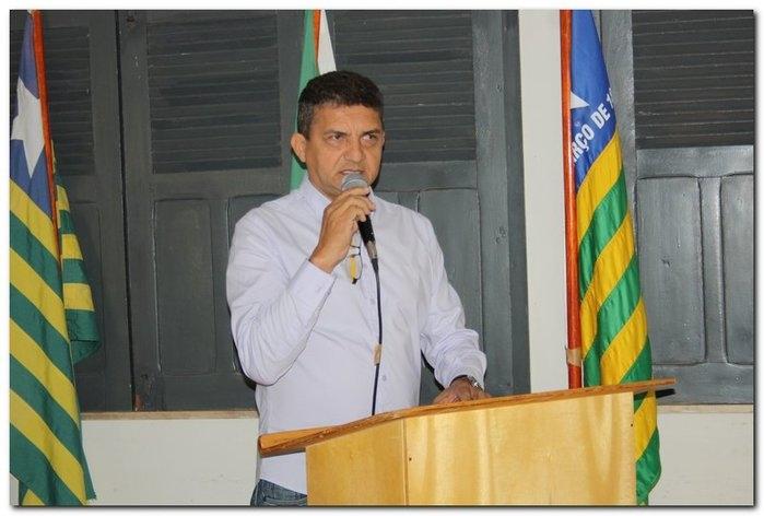 Empossados novos membros do Conselho do FUNDEB - Imagem 15