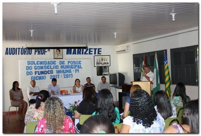 Empossados novos membros do Conselho do FUNDEB - Imagem 17