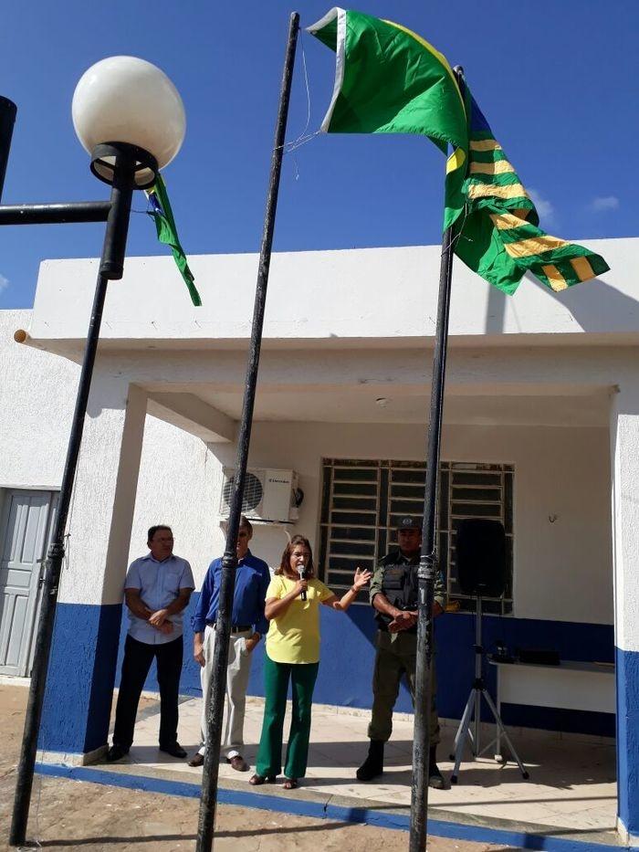 Dia da Independência com hasteamento de bandeiras em DEL - Imagem 3