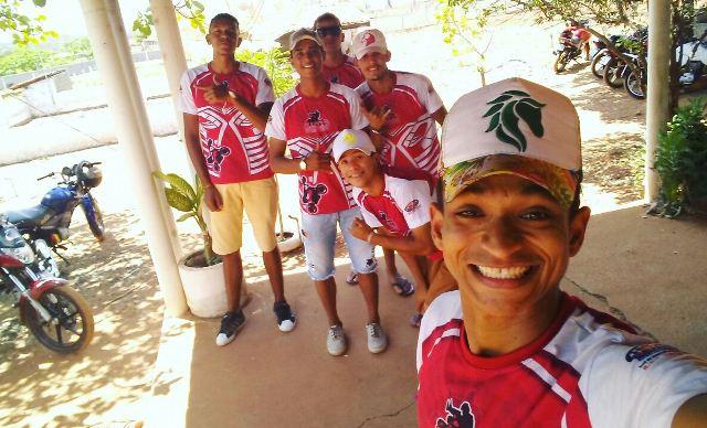 MILHARES DE MOTOCICLISTAS NAS RUAS DA CIDADE - Imagem 57