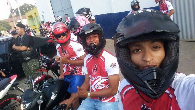 MILHARES DE MOTOCICLISTAS NAS RUAS DA CIDADE - Imagem 56