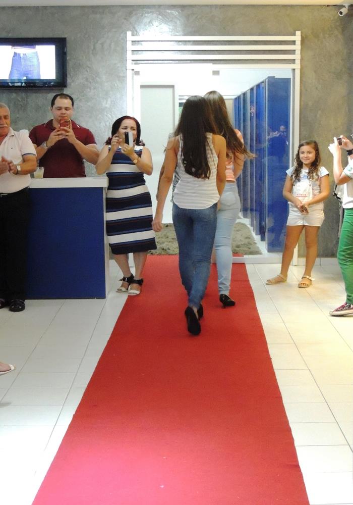 Inaugurada reforma e novo designer da loja Mãozinha Grifes e Marcas - Imagem 126