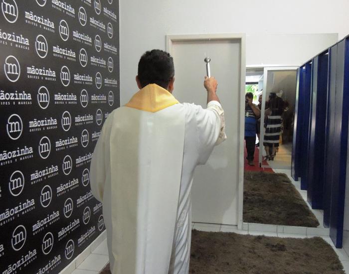 Inaugurada reforma e novo designer da loja Mãozinha Grifes e Marcas - Imagem 79