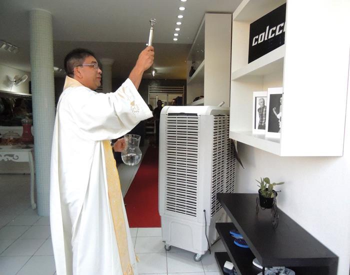 Inaugurada reforma e novo designer da loja Mãozinha Grifes e Marcas - Imagem 69