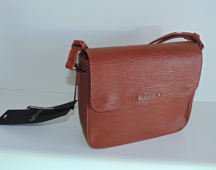 Inaugurada reforma e novo designer da loja Mãozinha Grifes e Marcas - Imagem 27