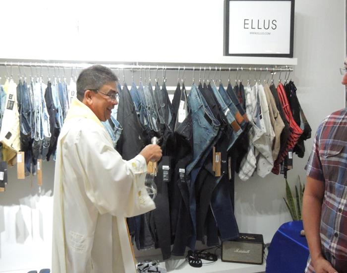 Inaugurada reforma e novo designer da loja Mãozinha Grifes e Marcas - Imagem 72