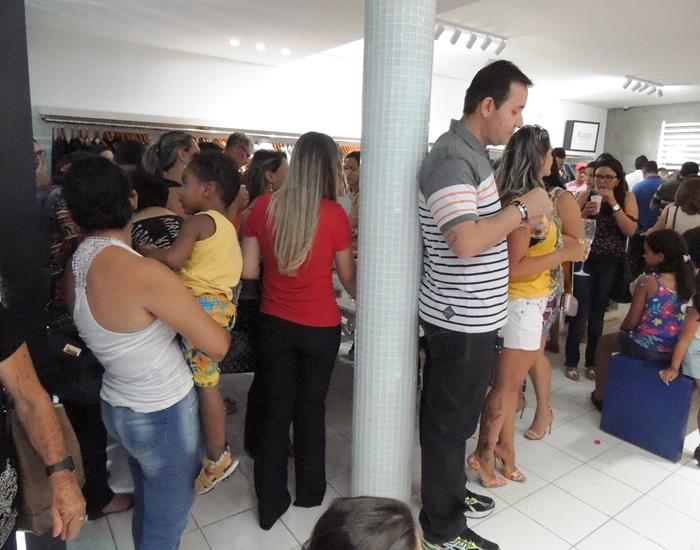 Inaugurada reforma e novo designer da loja Mãozinha Grifes e Marcas - Imagem 150