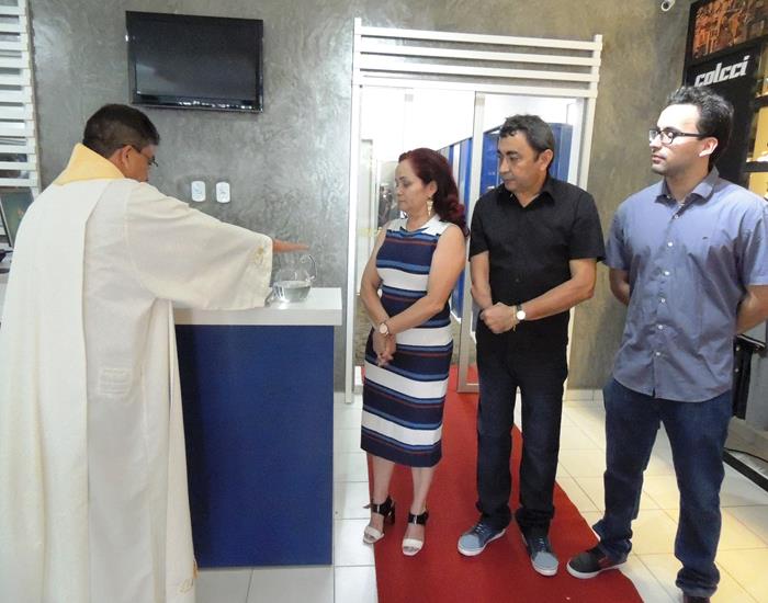 Inaugurada reforma e novo designer da loja Mãozinha Grifes e Marcas - Imagem 67