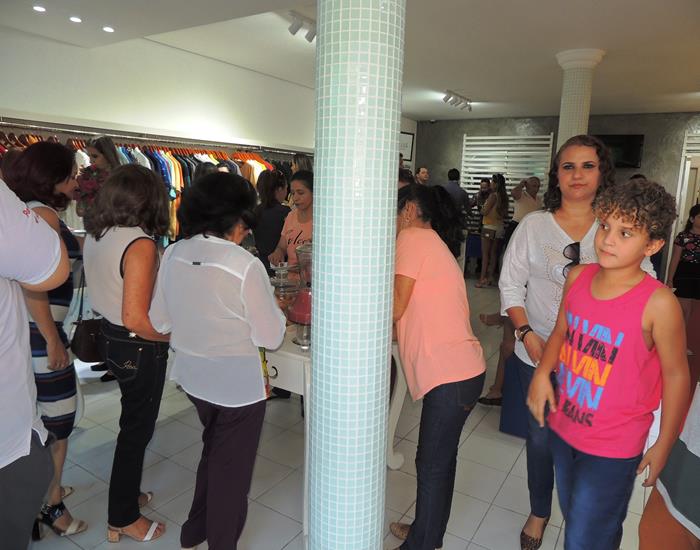 Inaugurada reforma e novo designer da loja Mãozinha Grifes e Marcas - Imagem 93