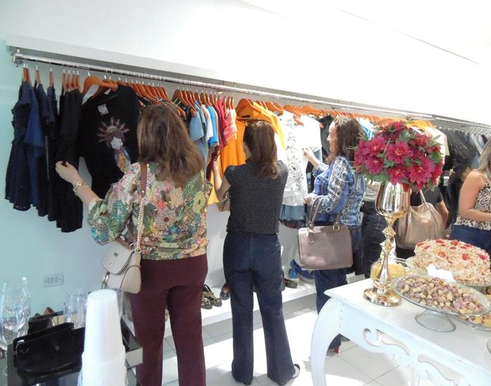 Inaugurada reforma e novo designer da loja Mãozinha Grifes e Marcas - Imagem 113