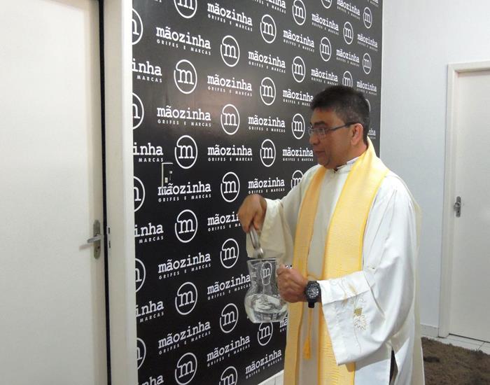 Inaugurada reforma e novo designer da loja Mãozinha Grifes e Marcas - Imagem 81