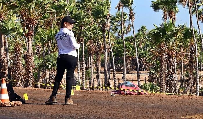 Perícia Criminal fez o levantamento no local do acidente. (Crédito: Kairo Amaral)