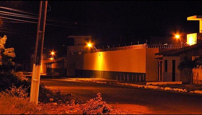 Presos quebram cadeados e tentam fugir da Penitenciária de Parnaíba - Imagem 4