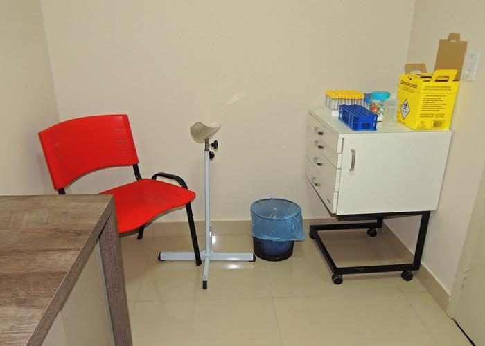 Sala de coleta de materiais para exames laboratoriais (Crédito: Edinardo Pinto )