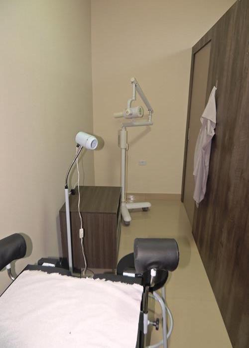 Sala de exame ginecológico (Crédito: Edinardo Pinto )