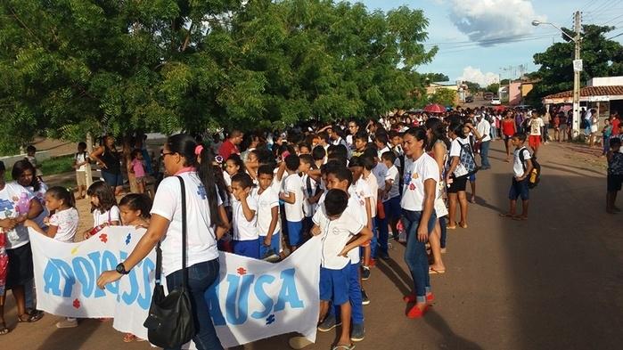 Caminhada  (Crédito: Ronaldo Figueiredo )